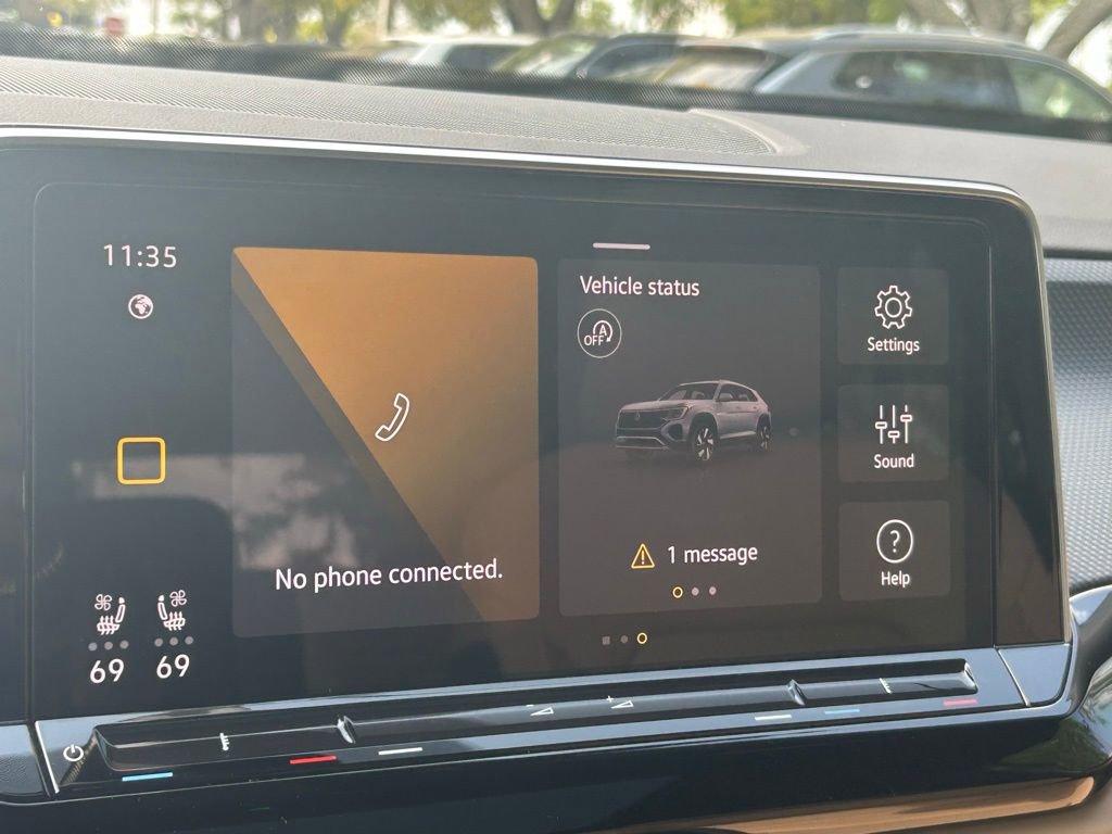 Certified 2024 Volkswagen Atlas Cross Sport SEL R-Line image 17