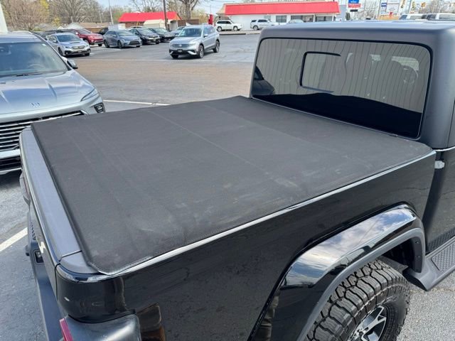 Used 2022 Jeep Gladiator Sport image 7