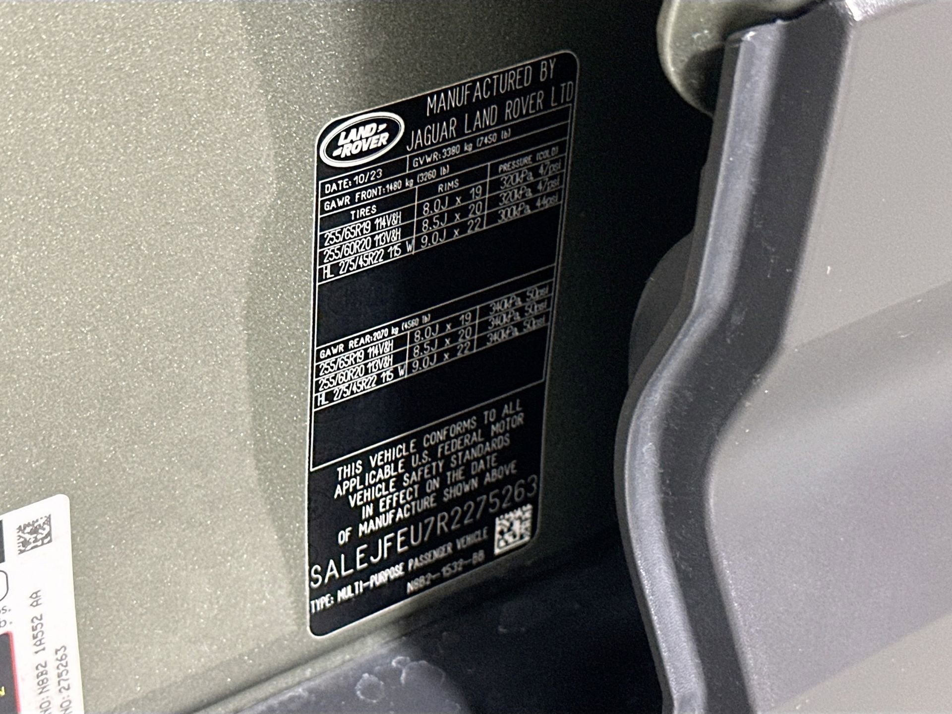 Certified 2024 Land Rover Defender 130 S image 38