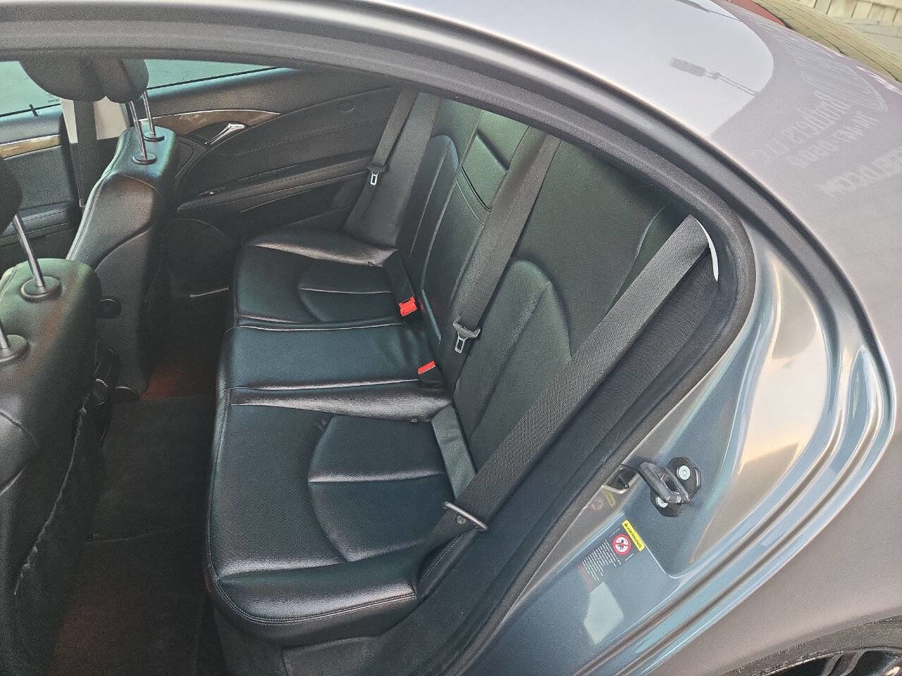 Used 2008 Mercedes-Benz E 350 Sedan image 10