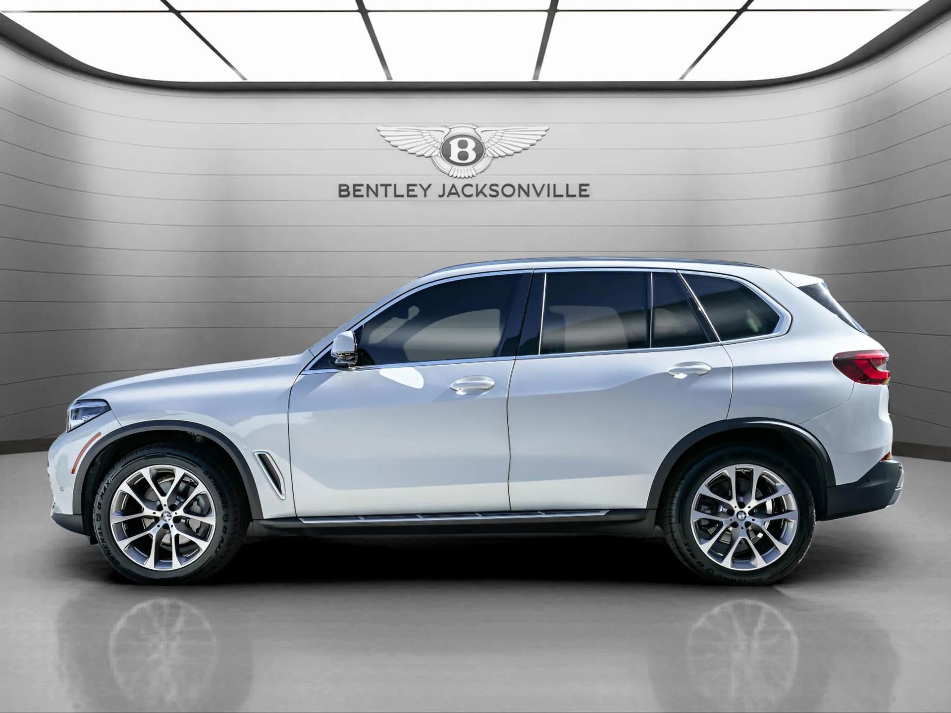 Used 2023 BMW X5 sDrive40i w/ Premium Package image 6