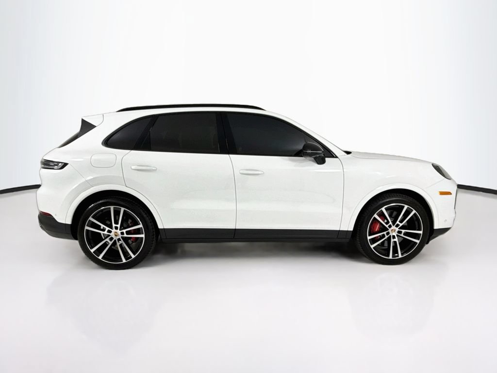 Certified 2026 Porsche Cayenne S AWD/4WD image 8