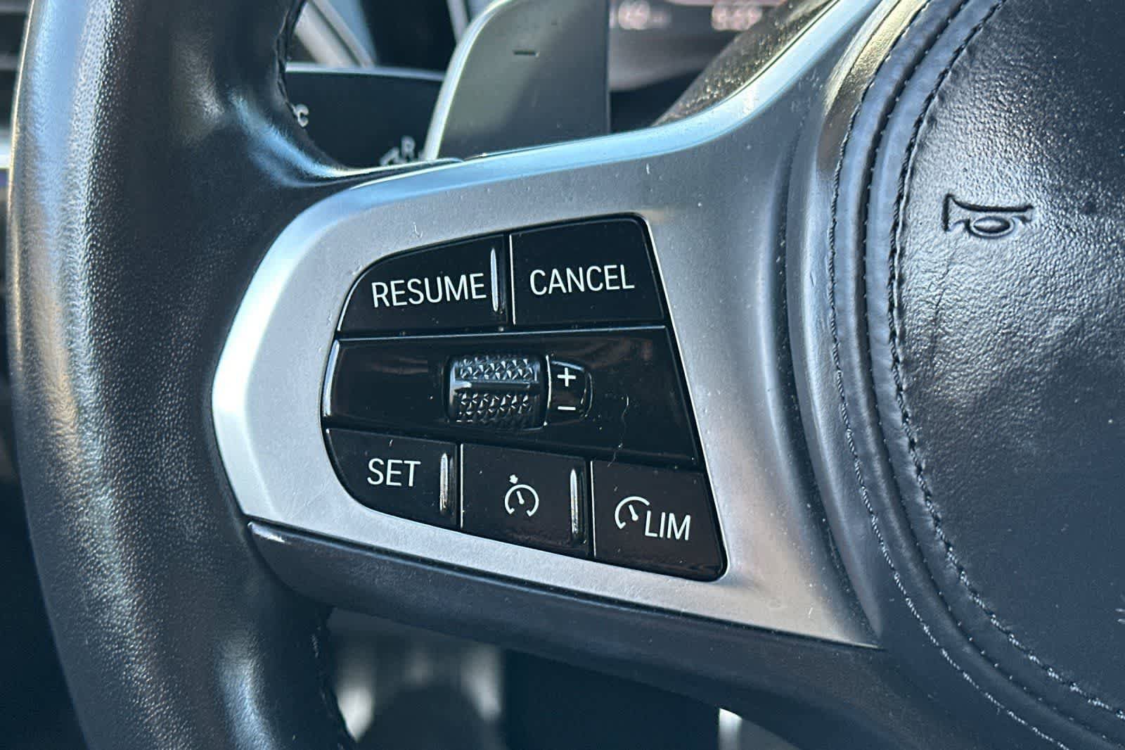 Used 2023 BMW M440i Convertible RWD image 30