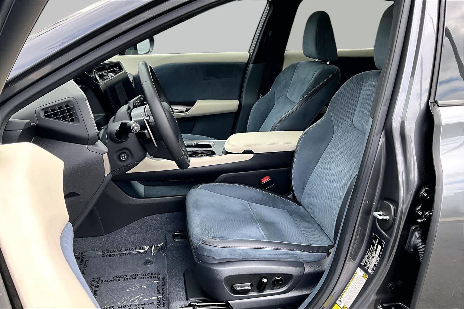 Used 2023 Lexus RZ 450e Premium w/ Accessory Package (Z1) AWD/4WD image 8