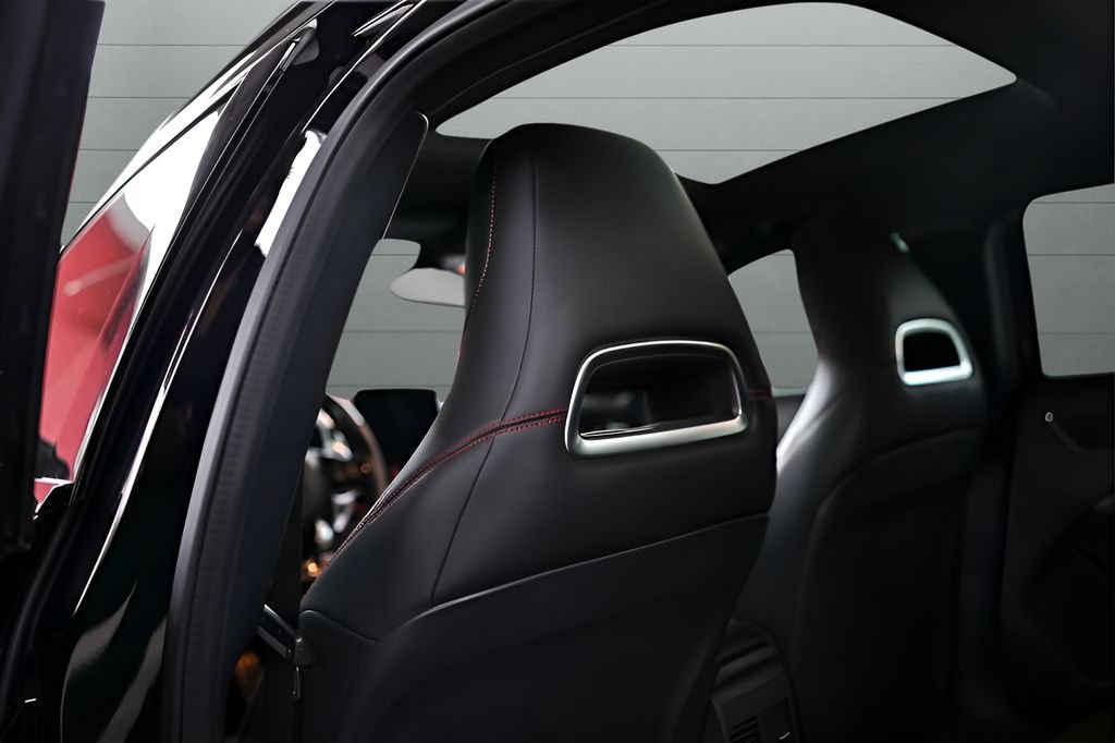 Used 2018 Mercedes-Benz GLA 45 AMG 4MATIC image 53
