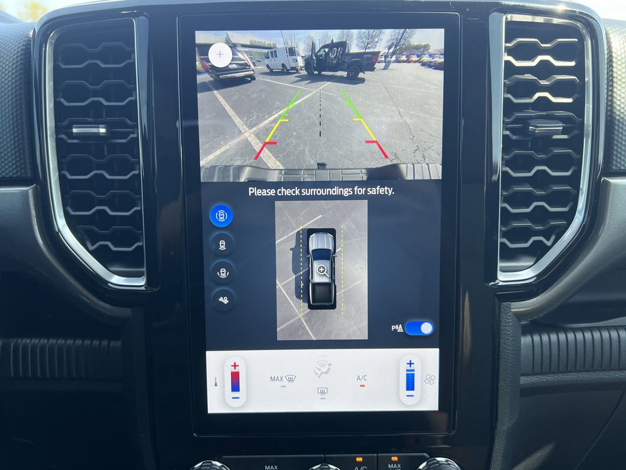 New 2025 Ford Ranger XLT w/ FX4 Off-Road Package image 3