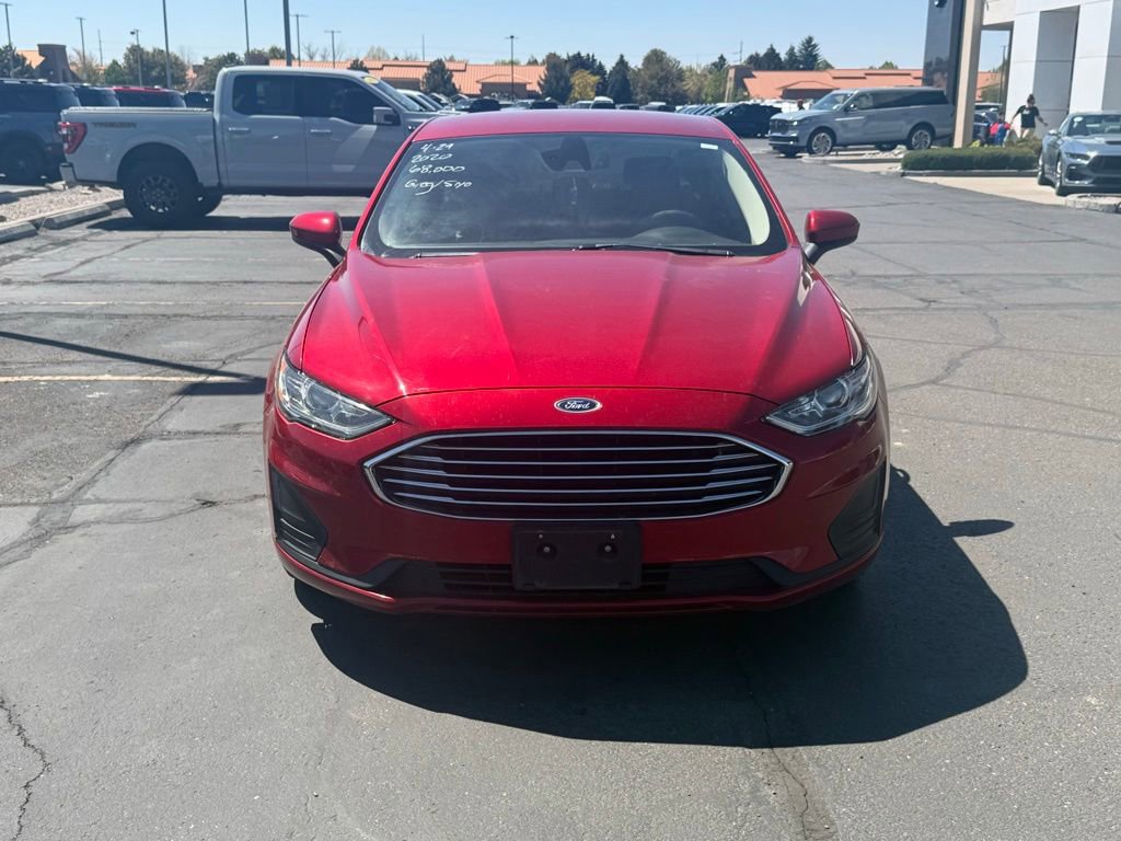 Used 2020 Ford Fusion SE FWD image 2