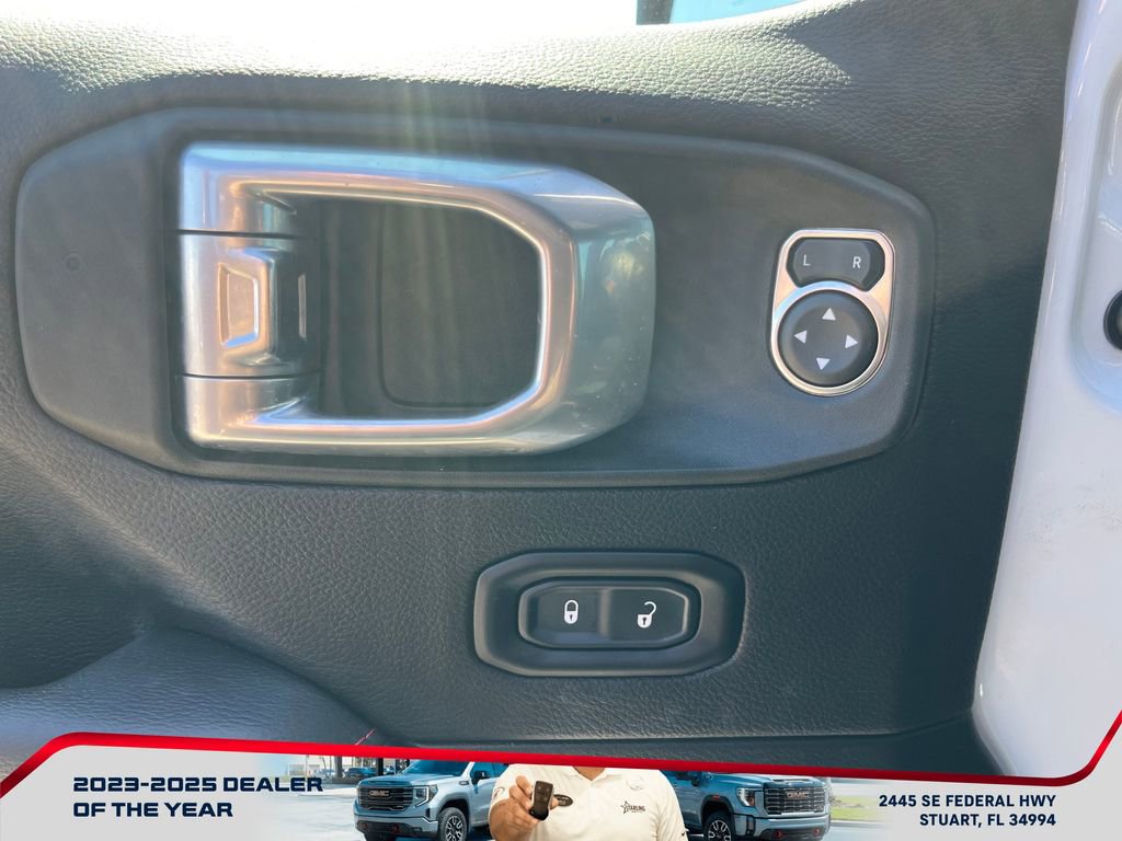 Used 2022 Jeep Gladiator Rubicon w/ LED Lighting Group image 23