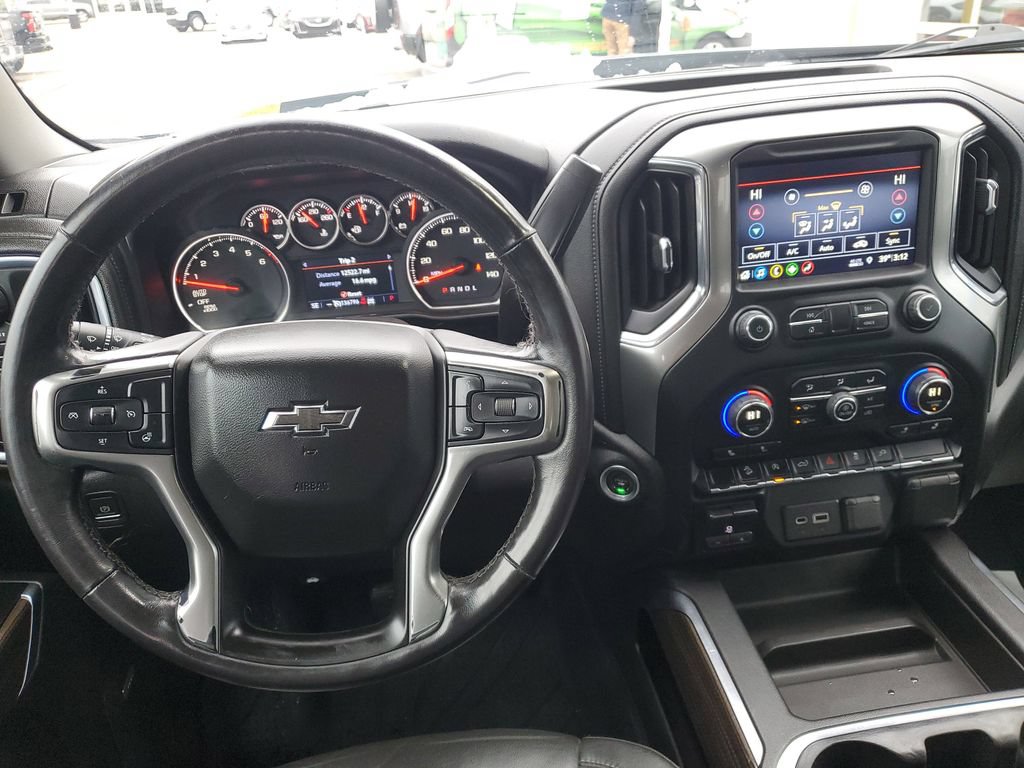 Used 2019 Chevrolet Silverado 1500 RST AWD/4WD image 33
