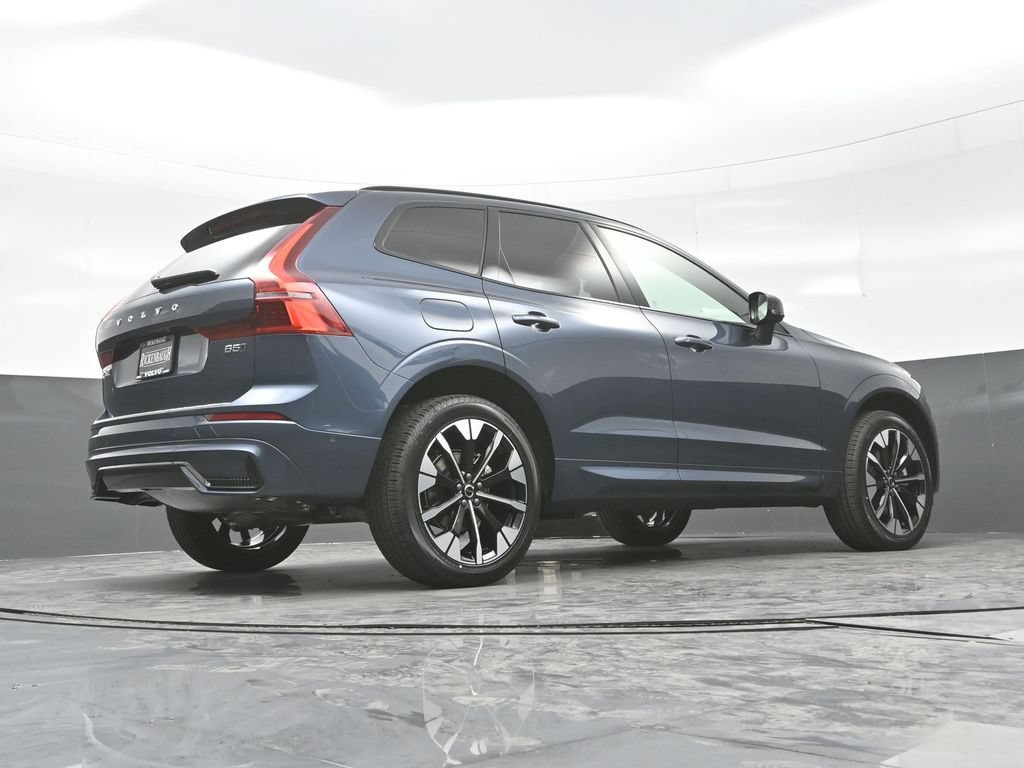 New 2026 Volvo XC60 B5 Plus w/ Climate Package AWD/4WD image 27