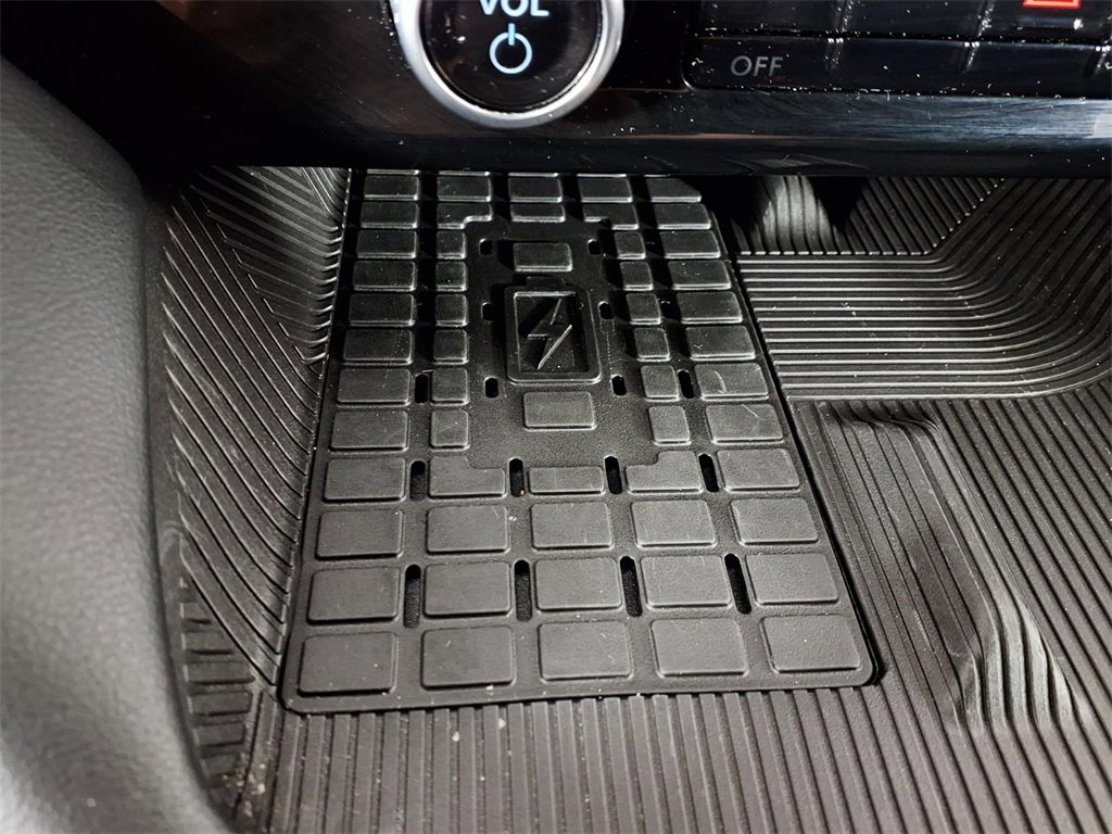 Used 2025 Ford Explorer ST image 25