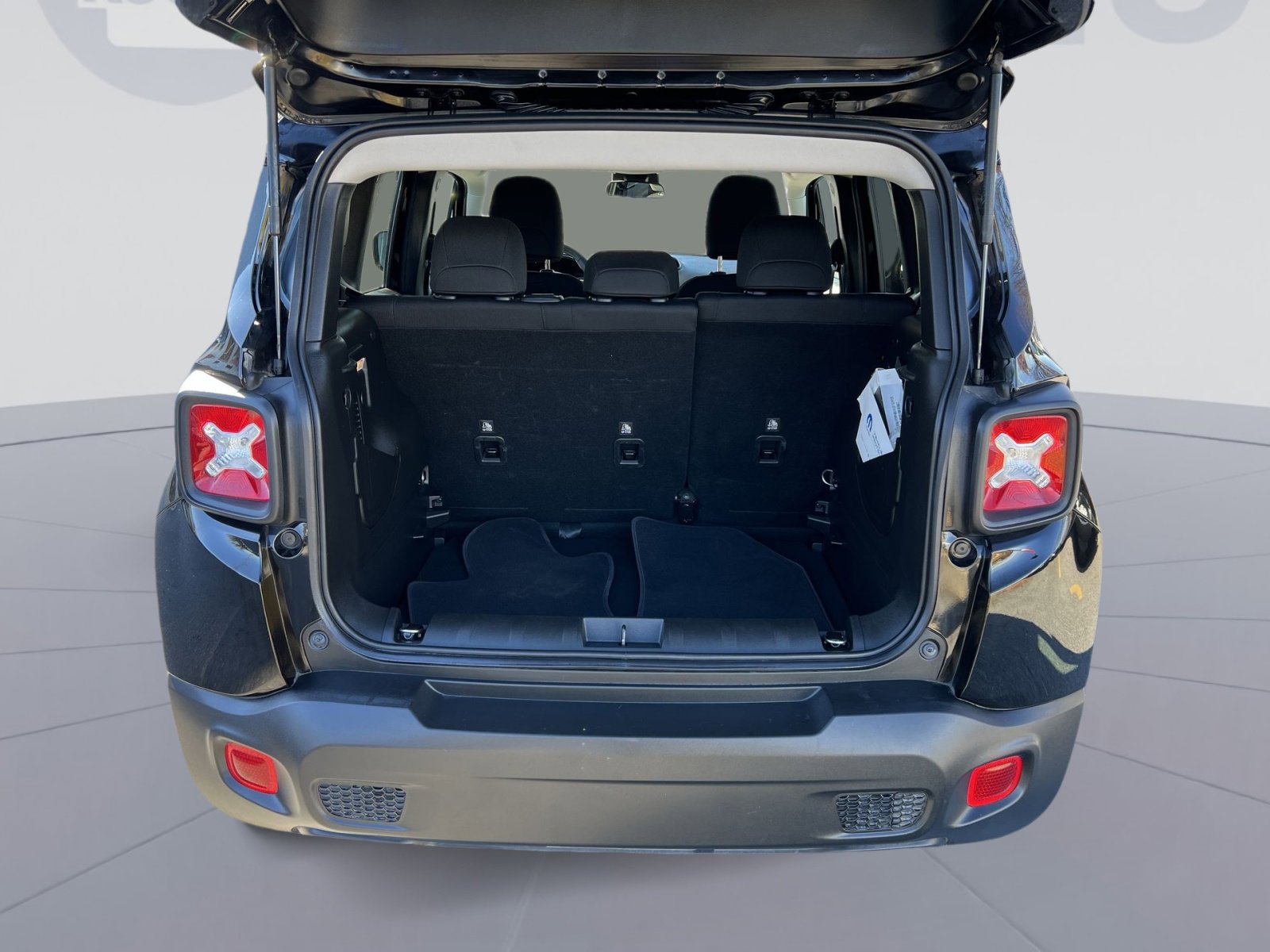 Used 2021 Jeep Renegade Sport image 23