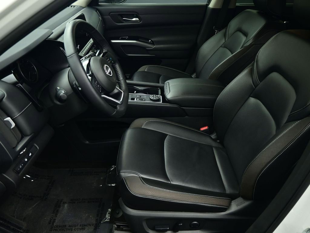 Used 2024 Nissan Pathfinder SL image 55