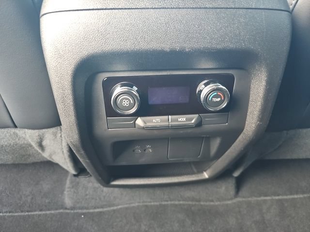 Used 2025 Buick Enclave Preferred FWD image 14