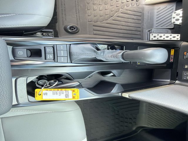 Used 2026 Toyota Camry SE FWD image 30