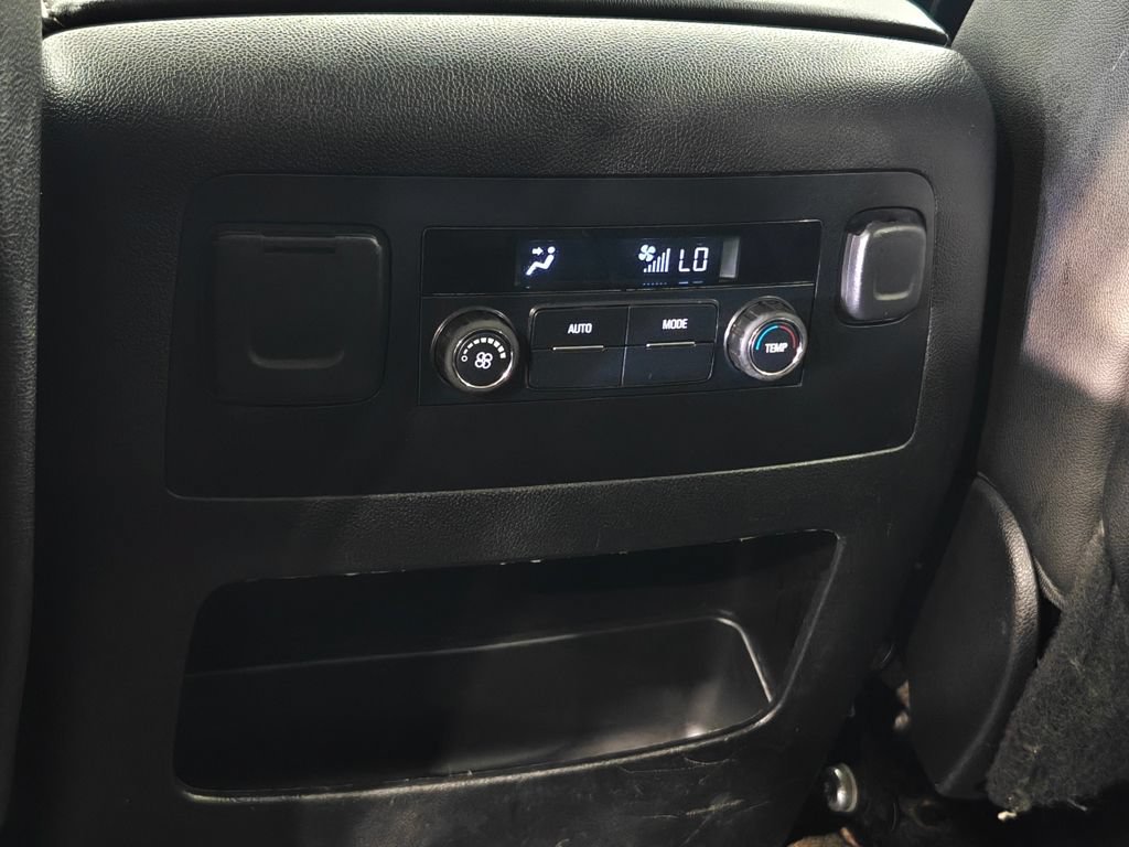 Used 2015 Chevrolet Tahoe LT AWD/4WD image 30