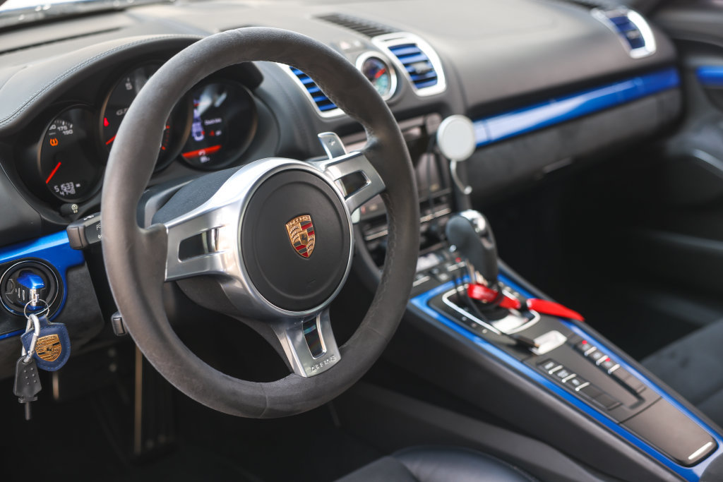 Used 2015 Porsche Cayman GTS RWD image 37