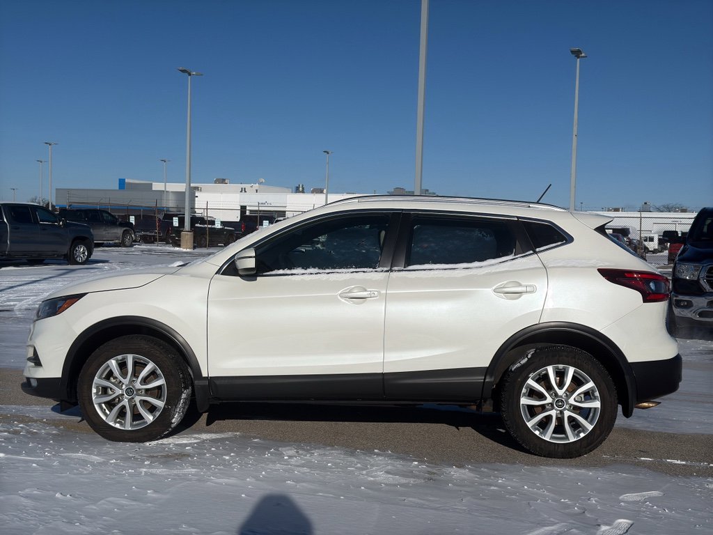 Certified 2021 Nissan Rogue Sport SV image 6