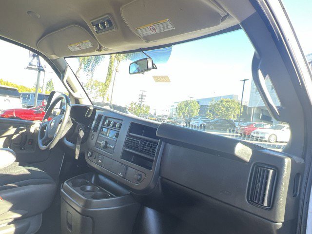 Used 2024 Chevrolet Express 2500 w/ Driver Convenience Package image 25