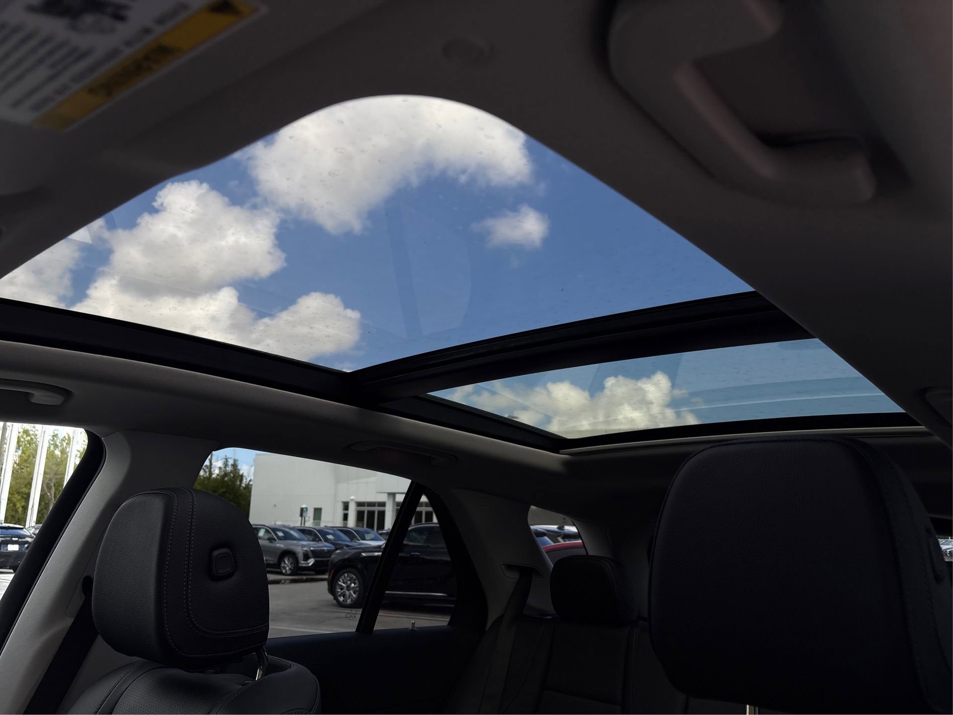 Used 2023 Mercedes-Benz GLE 350 4MATIC image 32