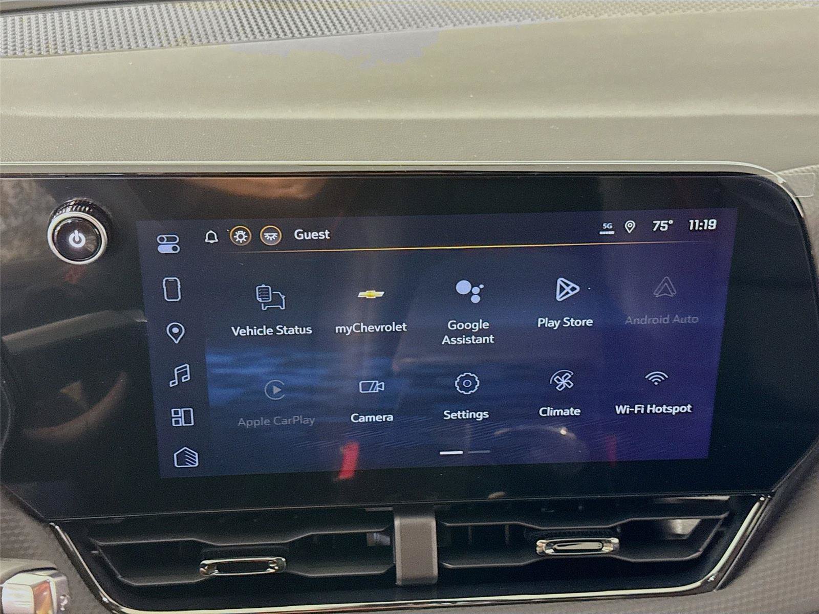 New 2026 Chevrolet Equinox RS w/ Convenience Package III AWD/4WD image 9