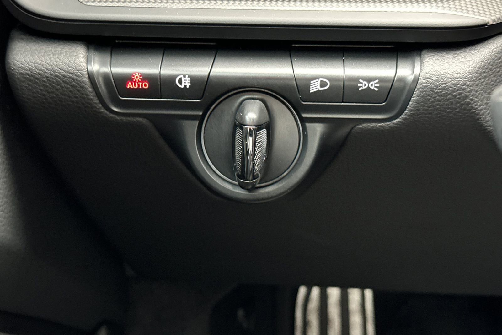 Certified 2023 Porsche 911 Targa 4 GTS AWD/4WD image 34