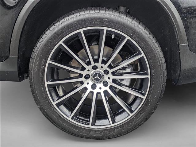 Used 2023 Mercedes-Benz GLC 300 4MATIC Coupe image 23