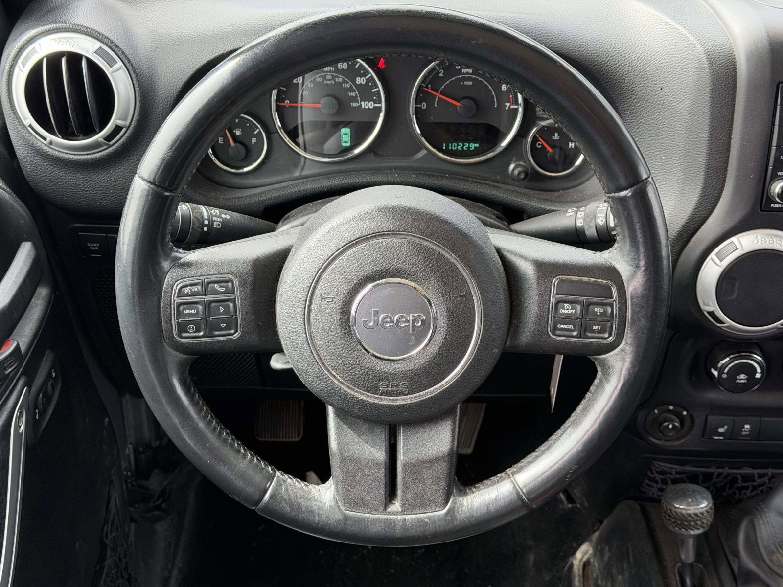 Used 2016 Jeep Wrangler Unlimited Rubicon w/ Dual Top Group AWD/4WD image 11