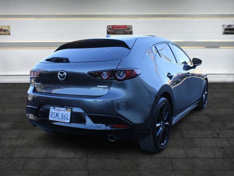 Used 2019 MAZDA MAZDA3 Hatchback w/ Premium Package image 7