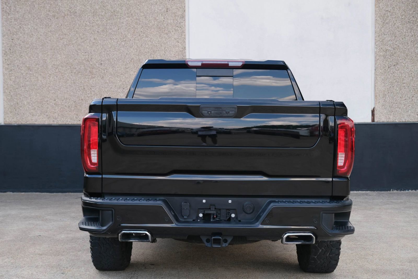Used 2021 GMC Sierra 1500 Denali w/ Driver Alert Package II AWD/4WD image 16