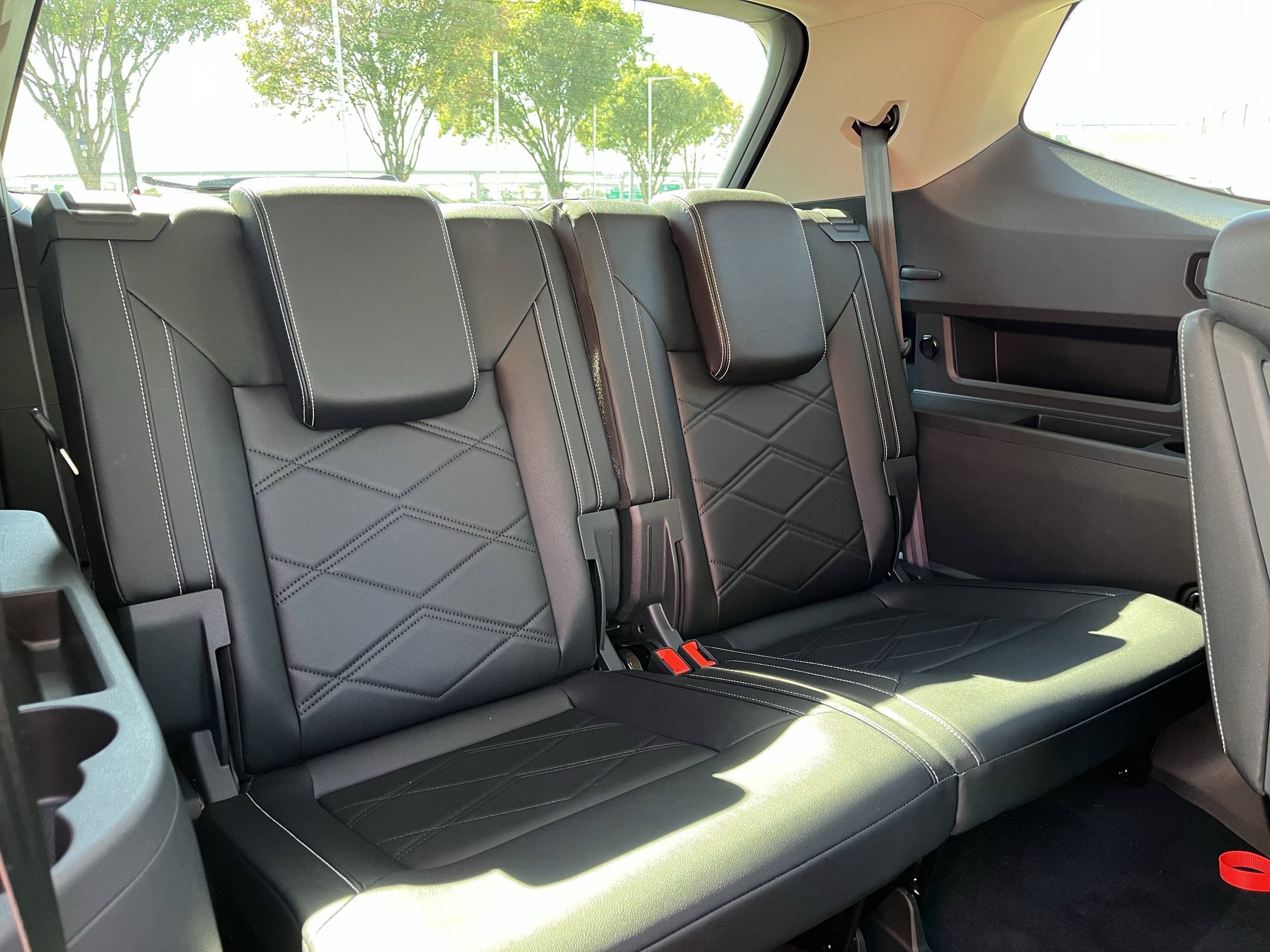 Certified 2026 Volkswagen Atlas SE FWD image 28