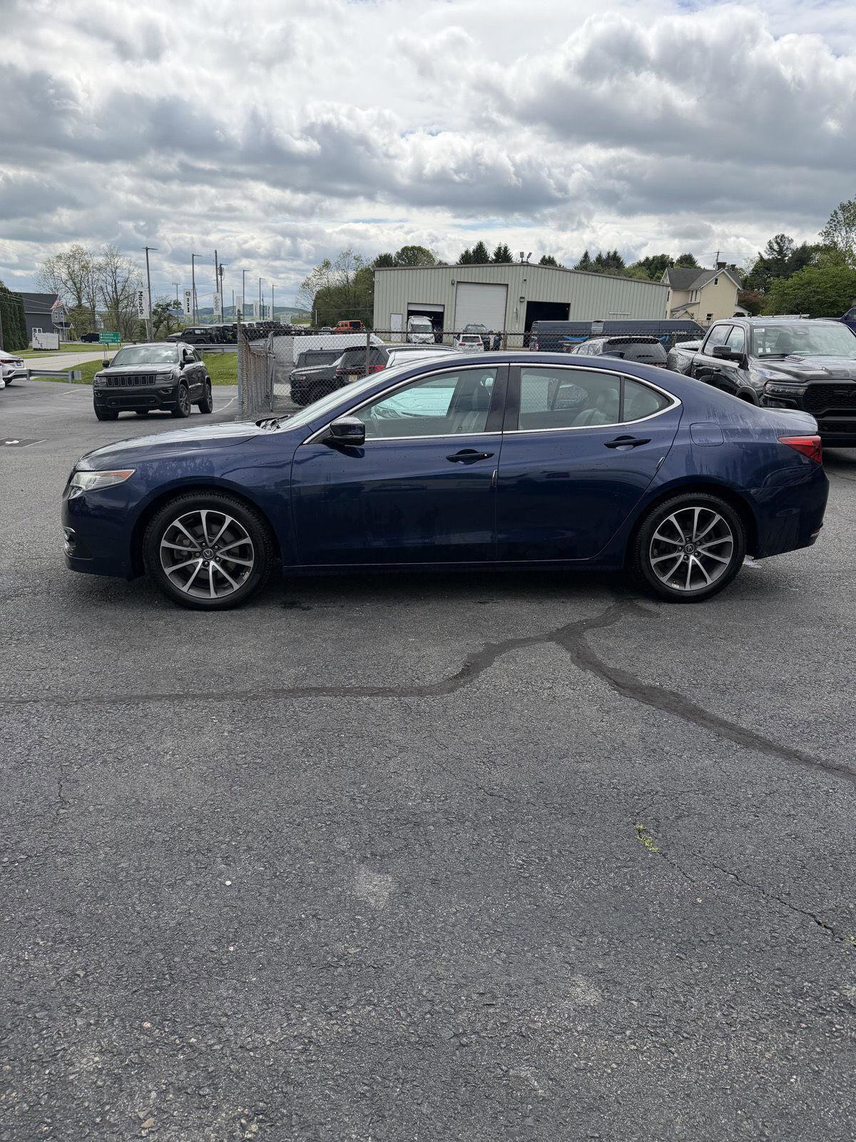 Used 2016 Acura TLX V6 w/ Advance Package FWD image 7