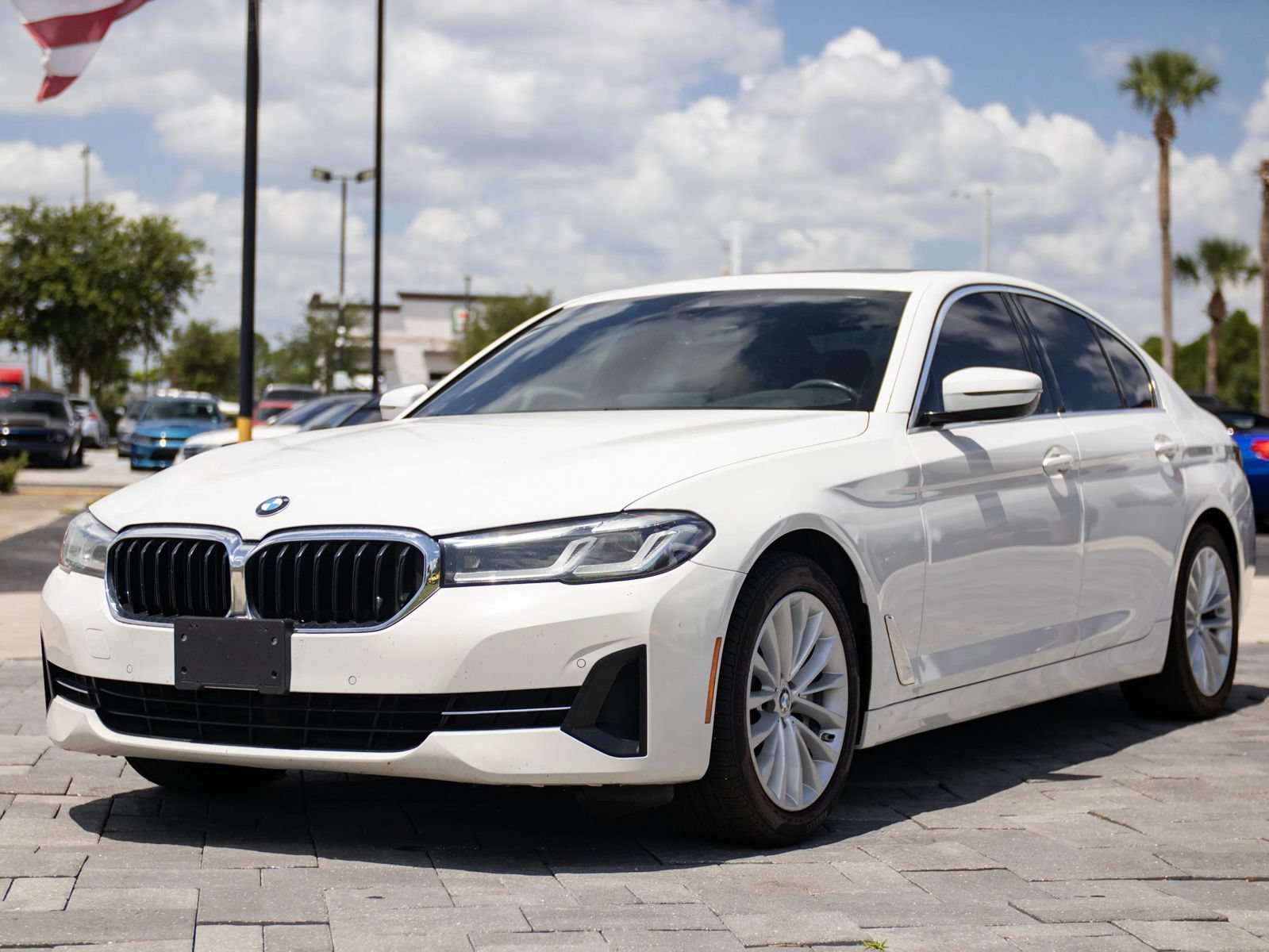 Used 2021 BMW 530i xDrive w/ Convenience Package AWD/4WD image 6