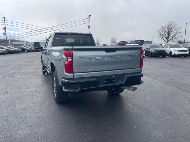 Used 2024 Chevrolet Silverado 2500 Custom w/ Custom Value Package image 4
