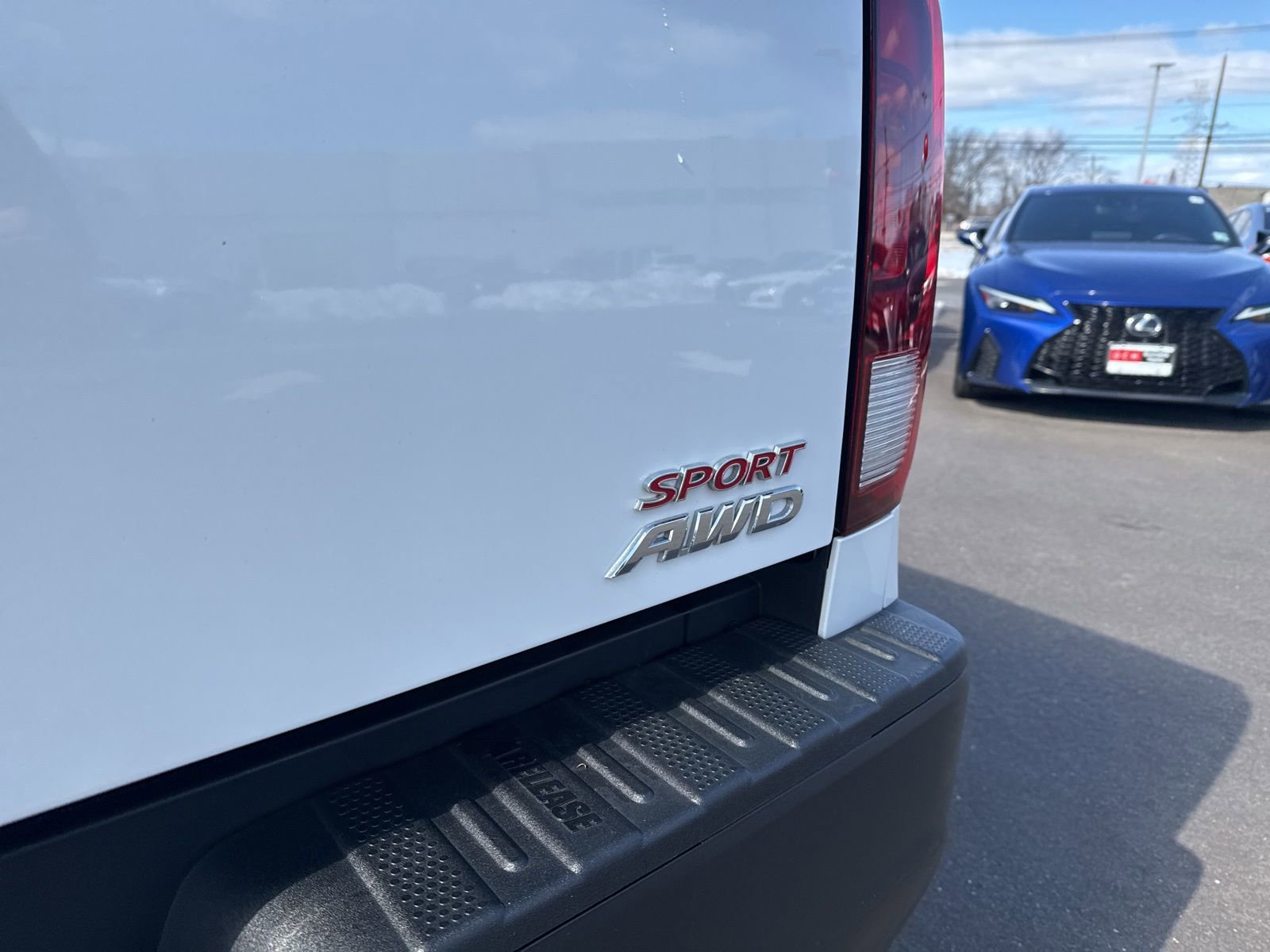 Used 2023 Honda Ridgeline Sport image 7