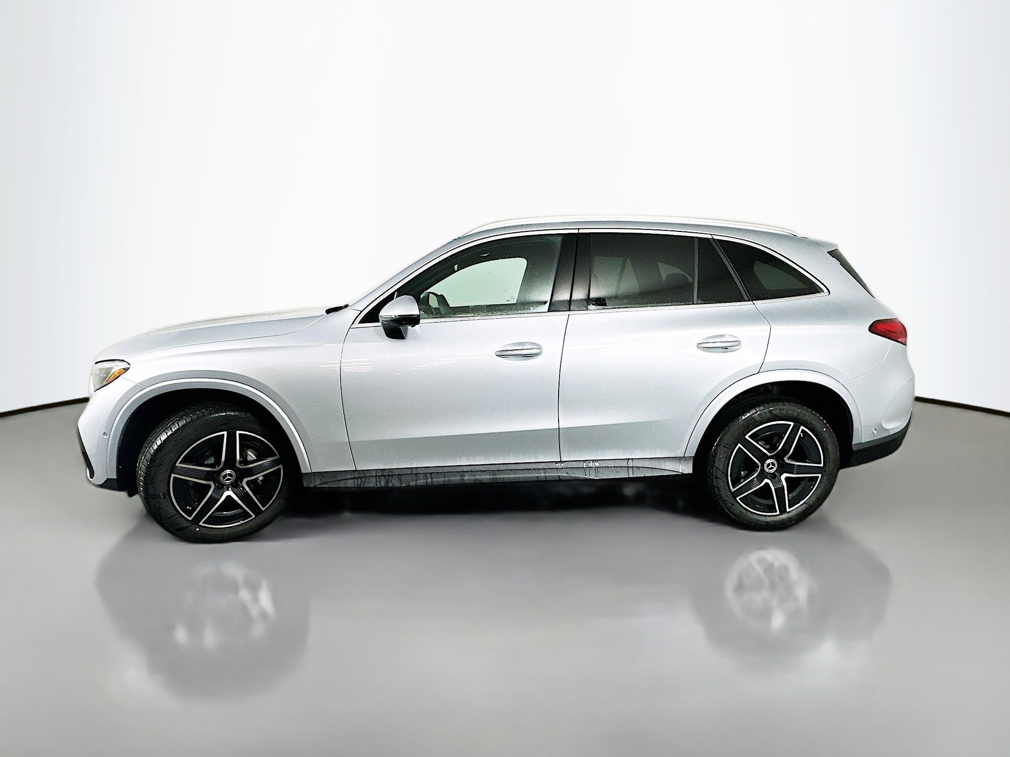 New 2026 Mercedes-Benz GLC 300 4MATIC image 4