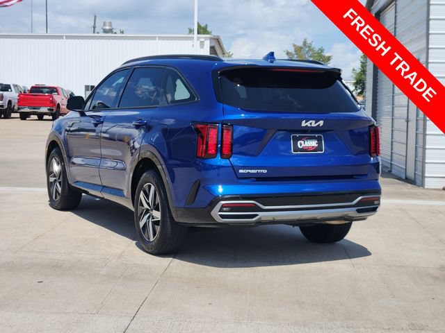 Used 2023 Kia Sorento S w/ Panoramic Sunroof Package FWD image 5