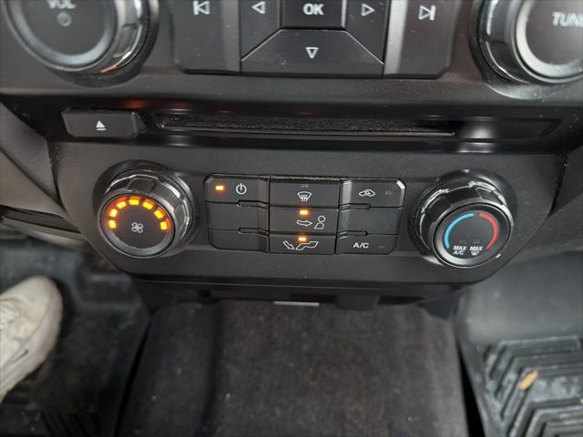 Used 2016 Ford F150 XLT image 27