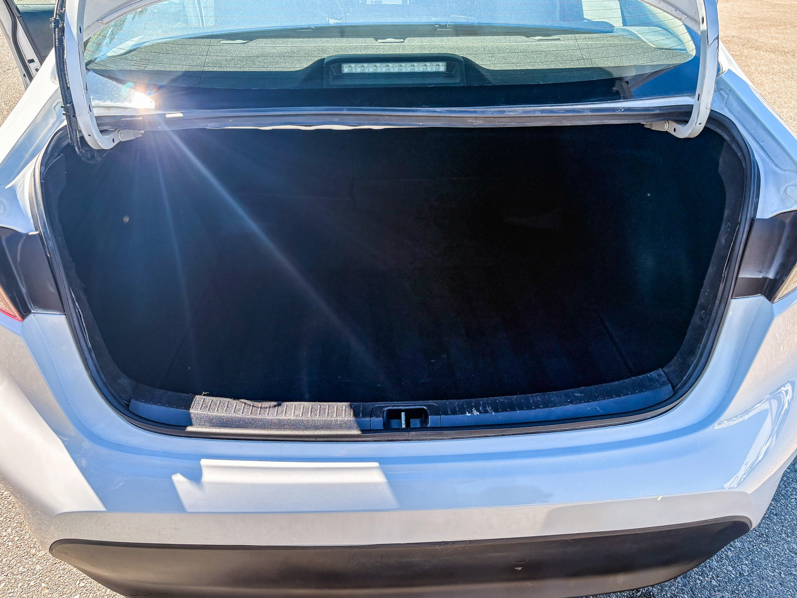 Used 2024 Toyota Corolla LE FWD image 25