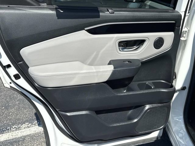 Certified 2024 Honda Pilot EX-L image 11