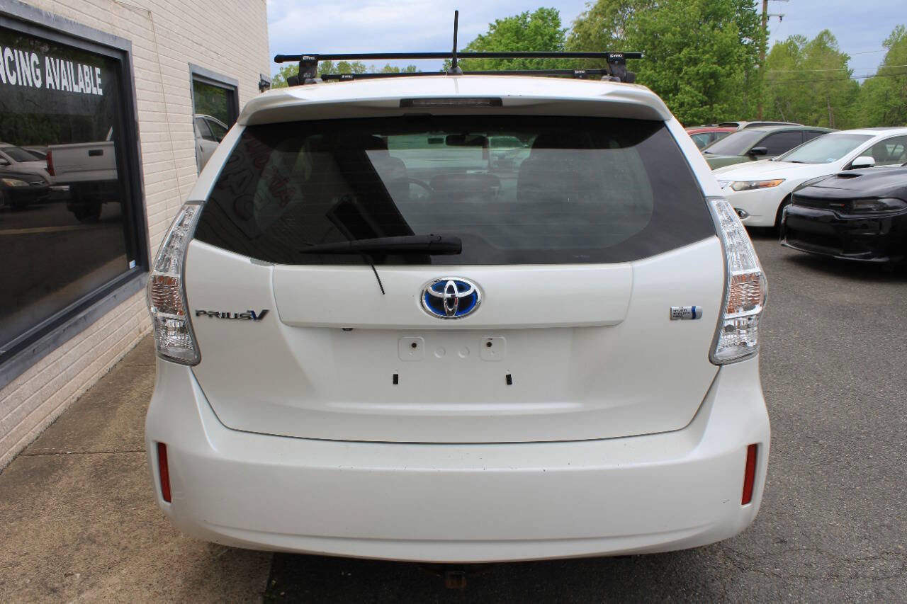 Used 2013 Toyota Prius V Two FWD image 8