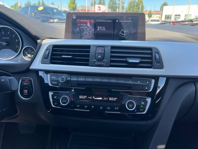 Used 2018 BMW 320i xDrive Sedan AWD/4WD image 22