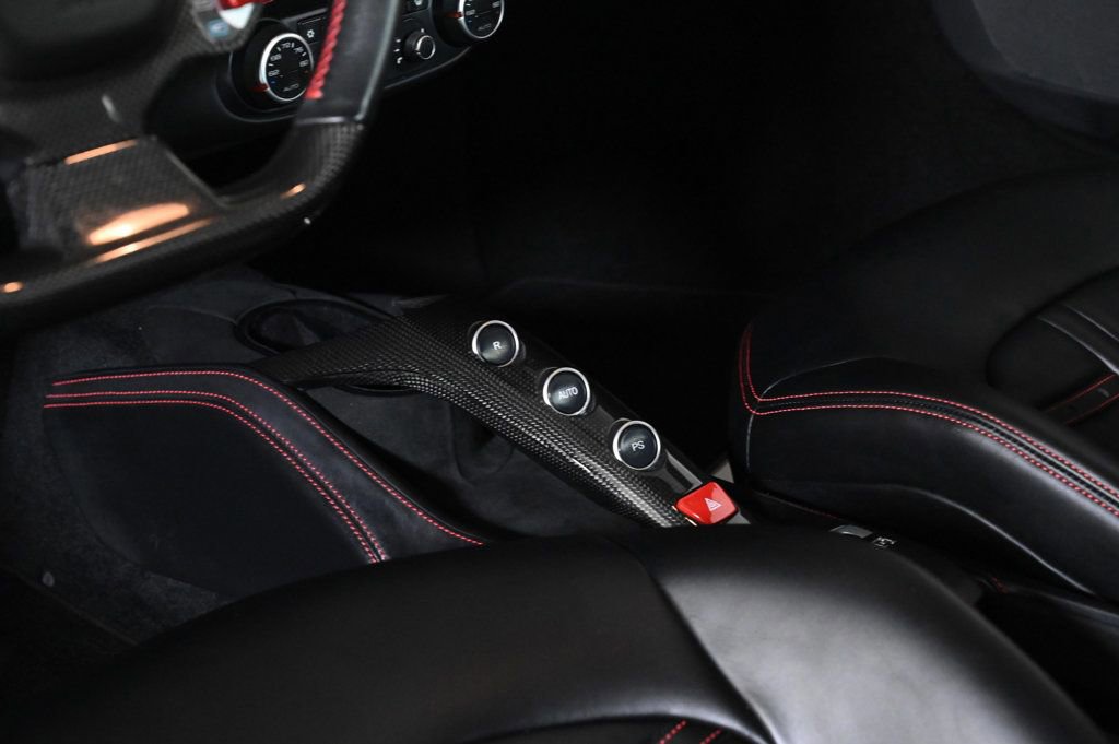 Used 2018 Ferrari 488 GTB image 15
