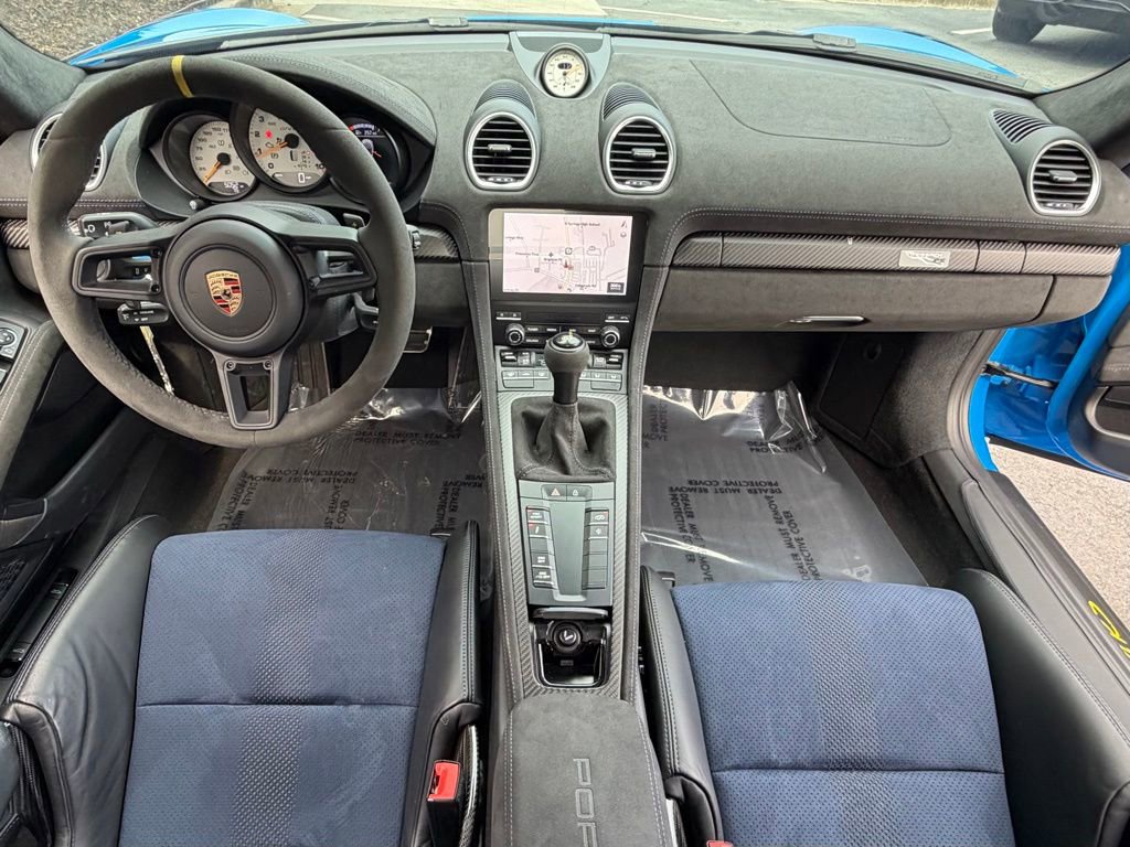 Used 2025 Porsche 718 Cayman GT4 RS w/ Weissach Package image 36