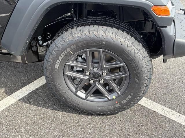 New 2026 Jeep Wrangler Sport AWD/4WD image 11