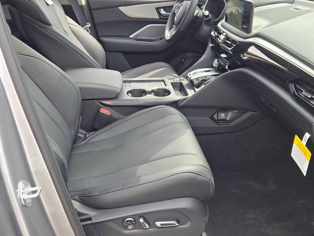 New 2026 Acura MDX SH-AWD image 8