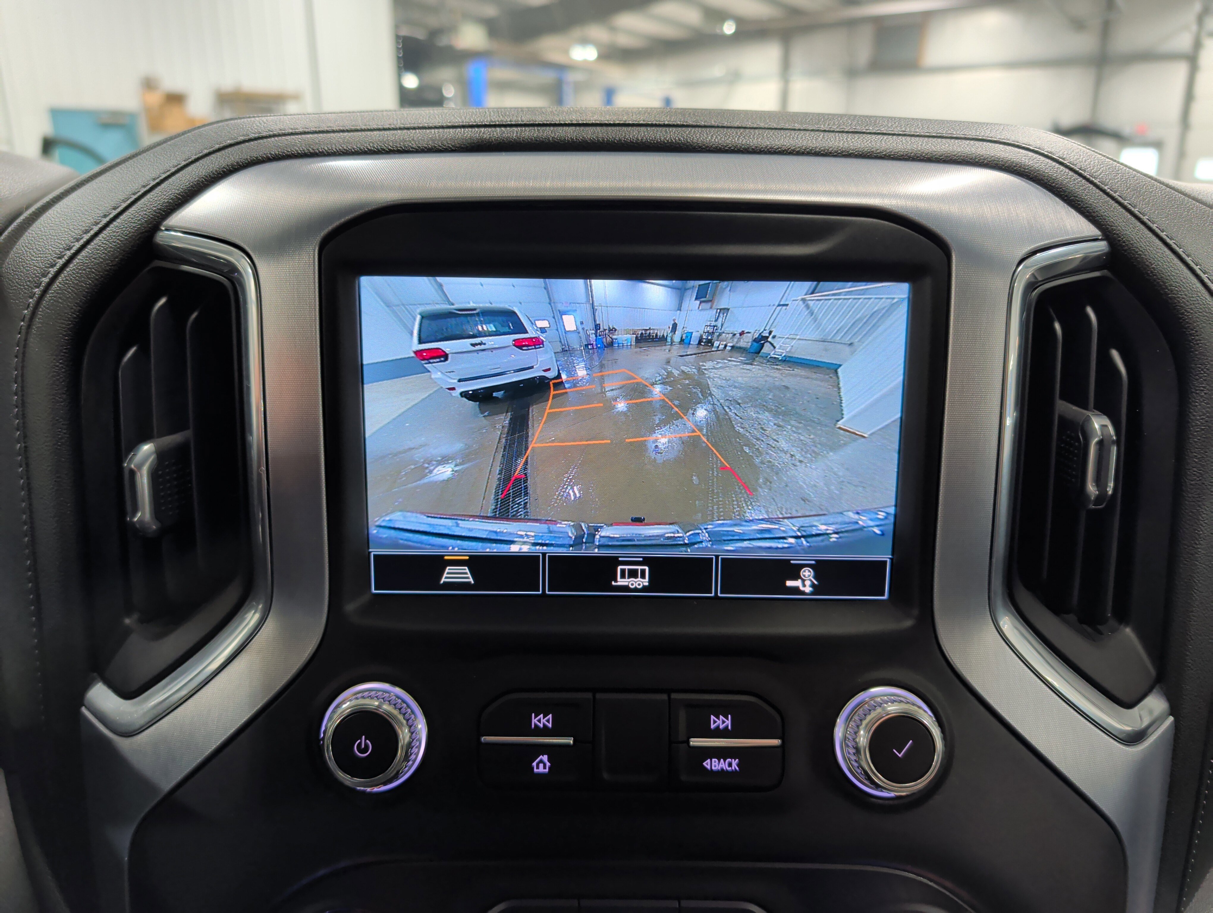 Used 2021 GMC Sierra 1500 SLT image 12