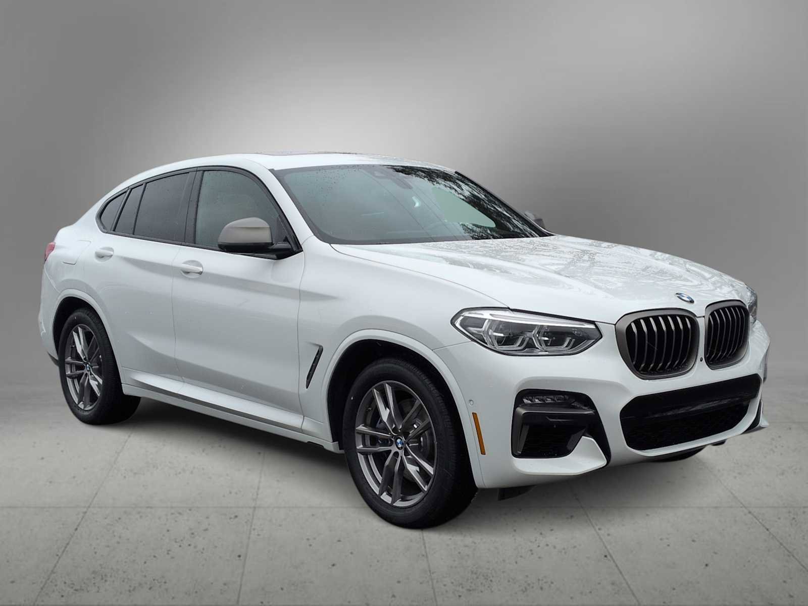 Used 2021 BMW X4 M40i image 2