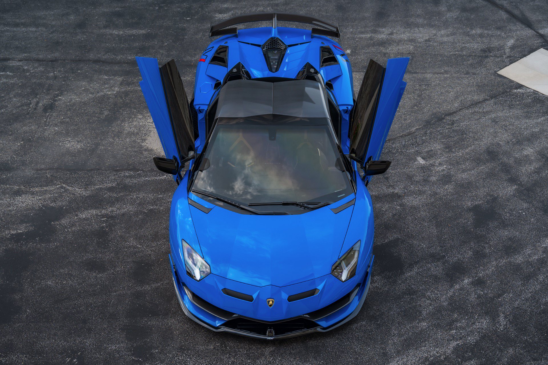 Used 2021 Lamborghini Aventador SVJ AWD/4WD image 17