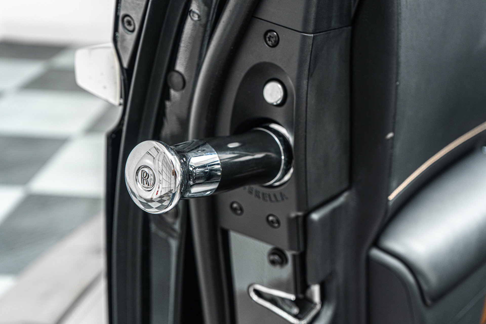 Used 2017 Rolls-Royce Ghost Extended Wheelbase image 38